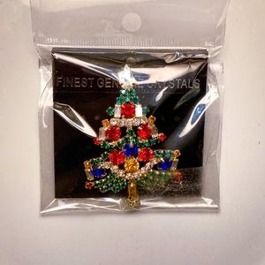 ( SOLD) Christmas tree brooch
